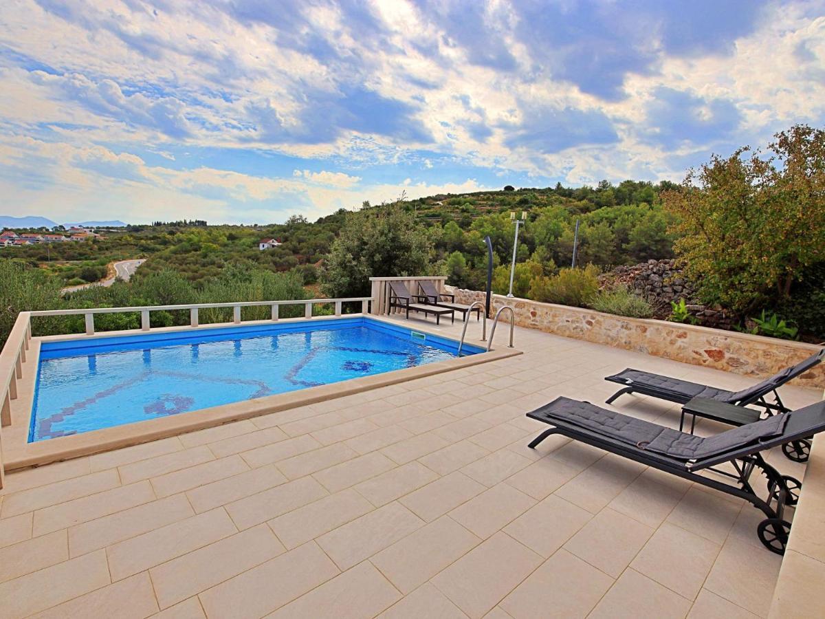 Holiday Home Villa Tonka By Interhome スティヴァン エクステリア 写真